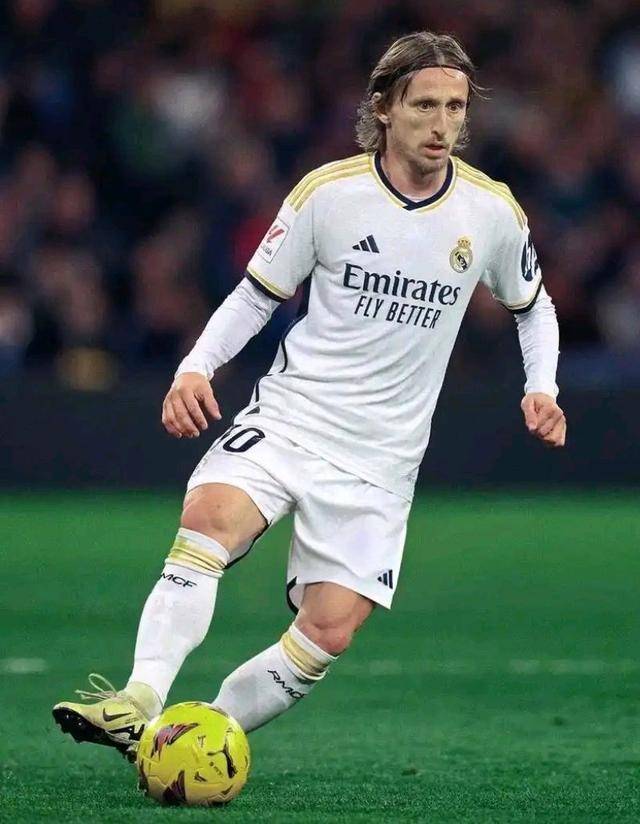 巴恩斯：我们在下半场真正打出了气势，这三分非常关键